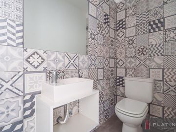 Departamento en Venta de 2 Dormitorios - General Paz - Op cochera