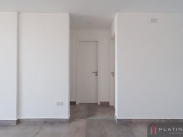 Departamento en Venta de 2 Dormitorios - General Paz - Op cochera