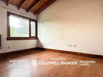 VENTA Casa 230m2 con Anexo 90M2 B° El Once, Villa La Angostura ACEPTA FINANCIACIÓN