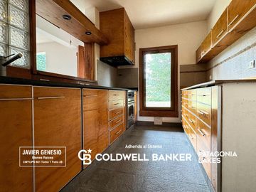 VENTA Casa 230m2 con Anexo 90M2 B° El Once, Villa La Angostura ACEPTA FINANCIACIÓN