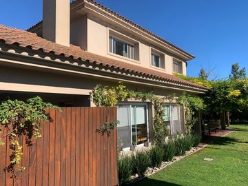 Casa en venta en barrio Buenos Aires Golf