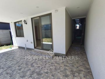 Linda casa en Parque San Valentín