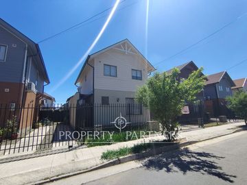 Linda casa en Parque San Valentín