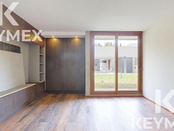 VENTA CASA  MIRALAGOS A ESTRENAR