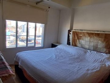 VENTA: SEMIPISO  2 DORM C/BALCON Y COCHERA - APTO A CREDITO - AREA CENTRO SUR - NQN CAP.