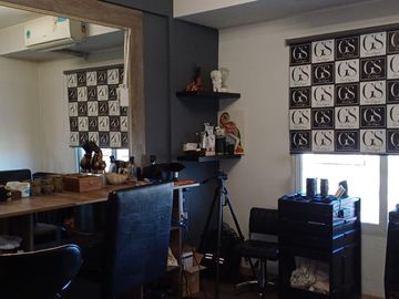 VENTA: SEMIPISO  2 DORM C/BALCON Y COCHERA - APTO A CREDITO - AREA CENTRO SUR - NQN CAP.