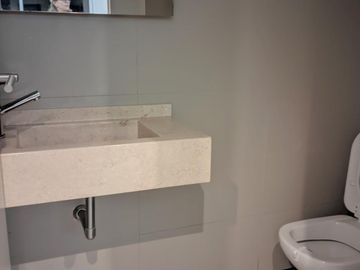 Departamento alto en  venta con AMENITIES nuevo e impecable Salguero 3000