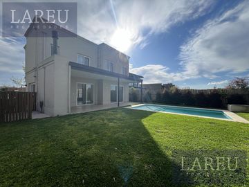 Casa en venta en San Ramon