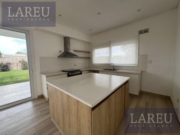 Casa en venta en San Ramon