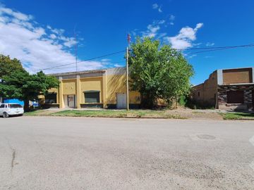 En venta, Terreno Apto Desarrollo, Zona Centro, Contralmirante Cordero.