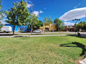 En venta, Terreno Apto Desarrollo, Zona Centro, Contralmirante Cordero.