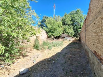 En venta, Terreno Apto Desarrollo, Zona Centro, Contralmirante Cordero.