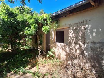 En venta, Terreno Apto Desarrollo, Zona Centro, Contralmirante Cordero.