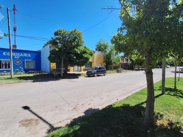 En venta, Terreno Apto Desarrollo, Zona Centro, Contralmirante Cordero.