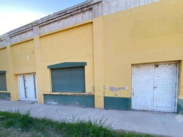 En venta, Terreno Apto Desarrollo, Zona Centro, Contralmirante Cordero.