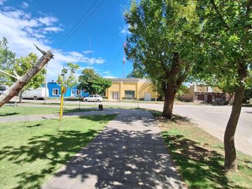 En venta, Terreno Apto Desarrollo, Zona Centro, Contralmirante Cordero.