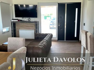 Casa en venta / alquiler en San Sebastián Área 13
