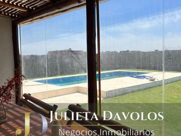 Casa en venta / alquiler en San Sebastián Área 13