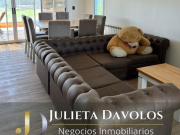 Casa en venta / alquiler en San Sebastián Área 13