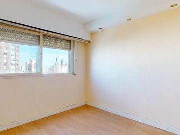 56 entre 9 y 10 La Plata- Departamento de 3 Dormitorios  con Cochera cubierta en VENTA