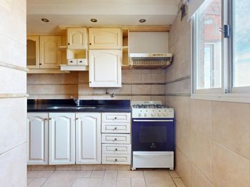 56 entre 9 y 10 La Plata- Departamento de 3 Dormitorios  con Cochera cubierta en VENTA