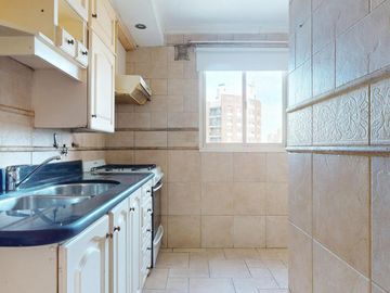 56 entre 9 y 10 La Plata- Departamento de 3 Dormitorios  con Cochera cubierta en VENTA