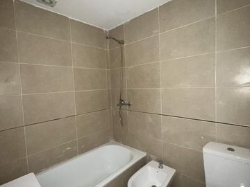 VENTA DEPARTAMENTO, MORENO, ZONA OESTE, A ESTRENAR.