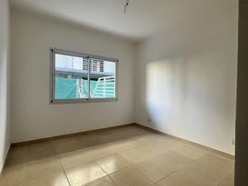 VENTA DEPARTAMENTO, MORENO, ZONA OESTE, A ESTRENAR.