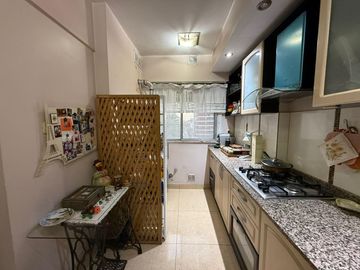Departamento en  venta de 4 ambientes con dos baños, Torres prefectura- Wilde