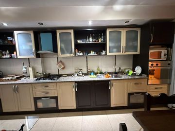 Departamento en  venta de 4 ambientes con dos baños, Torres prefectura- Wilde