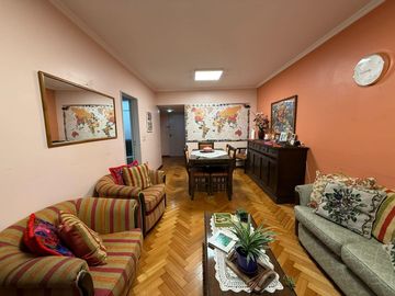 Departamento en  venta de 4 ambientes con dos baños, Torres prefectura- Wilde