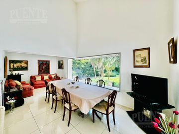 Casa en Venta en Saint Thomas Sur - Toda en Planta Baja