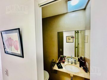 Casa en Venta en Saint Thomas Sur - Toda en Planta Baja