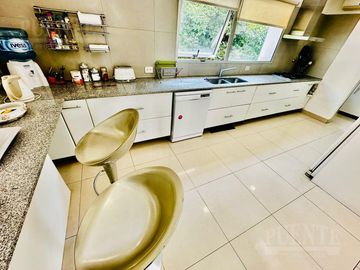 Casa en Venta en Saint Thomas Sur - Toda en Planta Baja