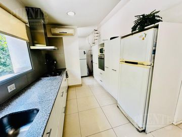 Casa en Venta en Saint Thomas Sur - Toda en Planta Baja