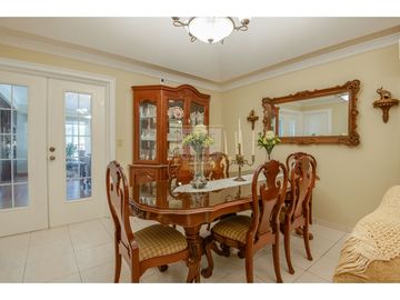 Casa Unifamiliar en esquina brisas del golf, Gratamira.