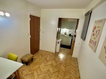 VENTA LUMINOSO DEPTO 2 AMB MONSERRAT RECICLADO