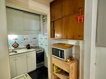 VENTA LUMINOSO DEPTO 2 AMB MONSERRAT RECICLADO