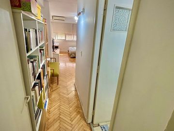 VENTA LUMINOSO DEPTO 2 AMB MONSERRAT RECICLADO