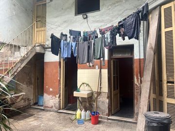 VENTA PH A RECICLAR CON LOCAL , BALVANERA