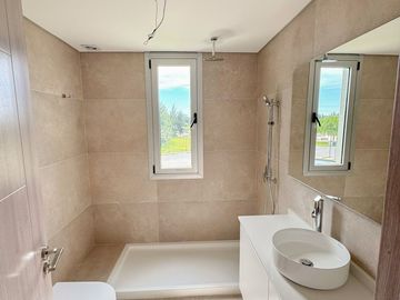 VENTA depto 3AMB-YOO 5 Nordelta-Vista al lago