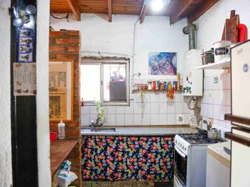 PH EN VENTA EN TOLOSA 2 DORMITORIOS A RECICLAR