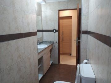 Departamento en venta - 3 Dormitorios 2 Baños - Cochera - 96Mts2 - San Rafael, Mendoza