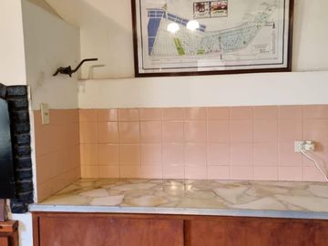 Casa en venta - 4 Dormitorios 6 Baños - San Clemente del Tuyú