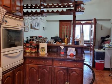 Casa en venta - 4 Dormitorios 6 Baños - San Clemente del Tuyú