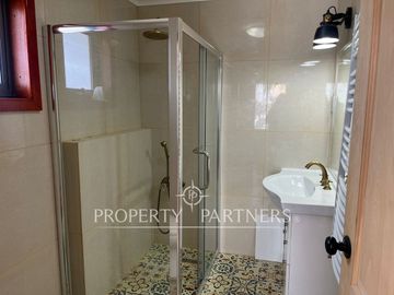 🏡 Casa en Venta – Amplia propiedad en construcción, ideal para terminar a tu gusto en Punta arenas