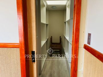 🏡 Casa en Venta – Amplia propiedad en construcción, ideal para terminar a tu gusto en Punta arenas