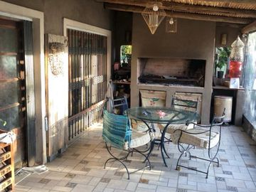 Casa a la venta- Barrio Cerrado- Paso Del Rey