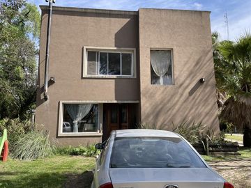 Casa a la venta- Barrio Cerrado- Paso Del Rey