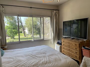 Casa a la venta- Barrio Cerrado- Paso Del Rey